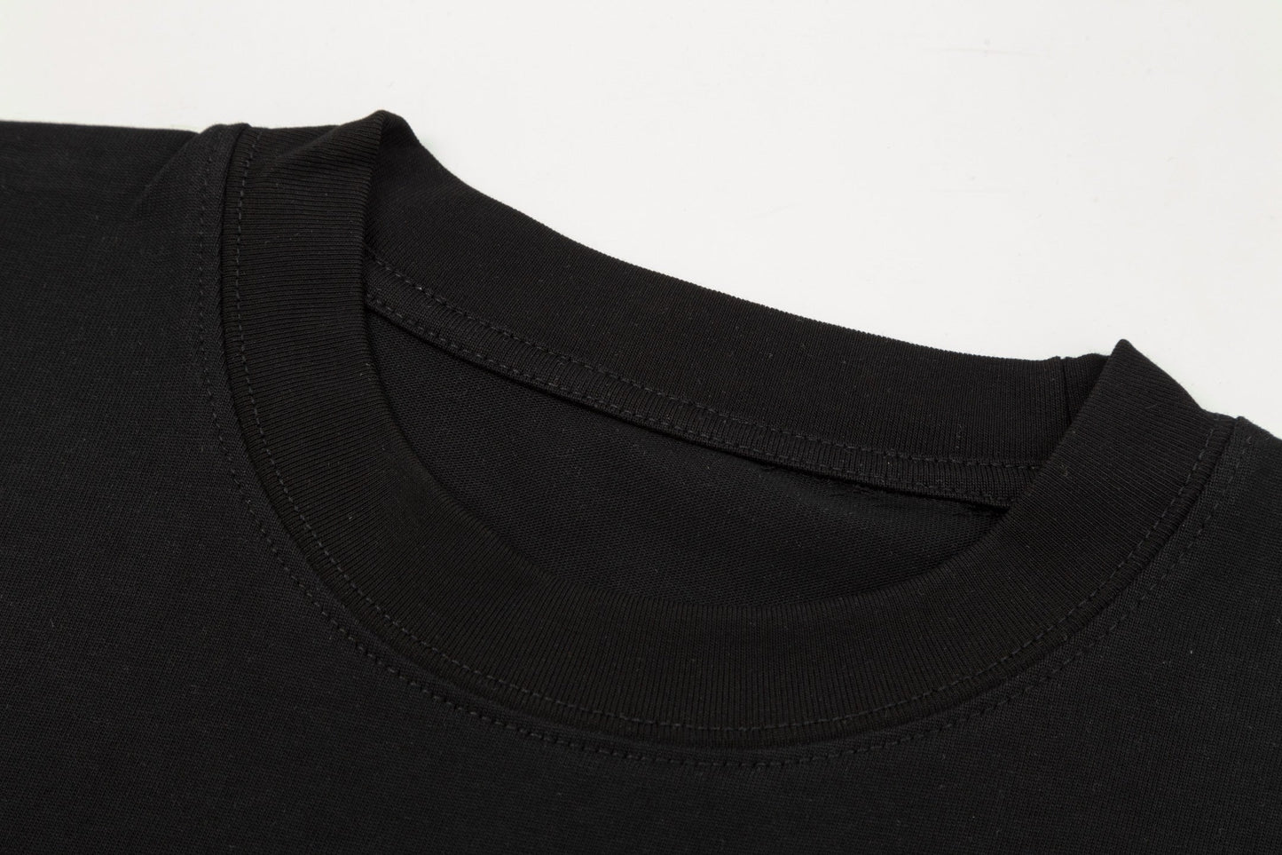 Gucci Logo Print T-Shirt - Image 47