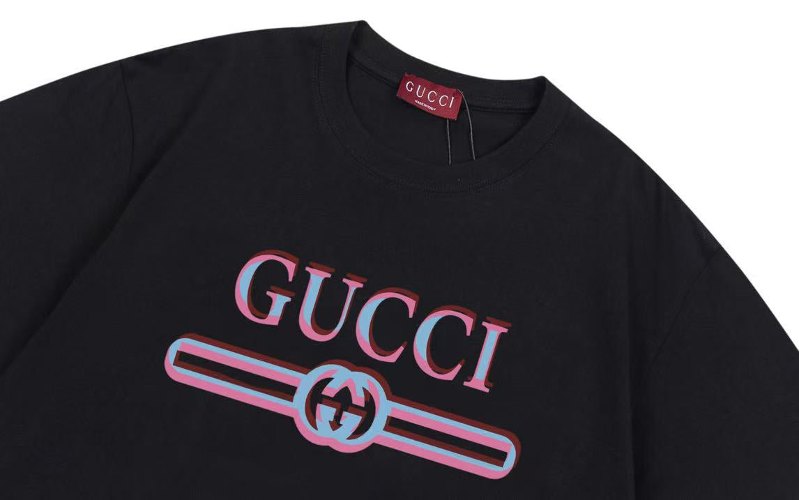Gucci Logo T-Shirt - Image 36