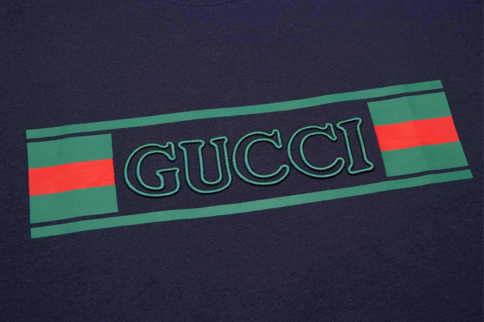 Gucci Signature 232D T-Shirt - Image 5