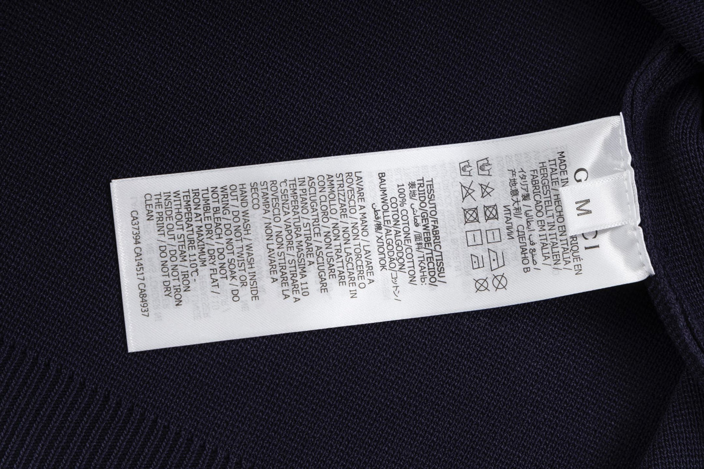 Gucci Logo T-Shirt - Image 10