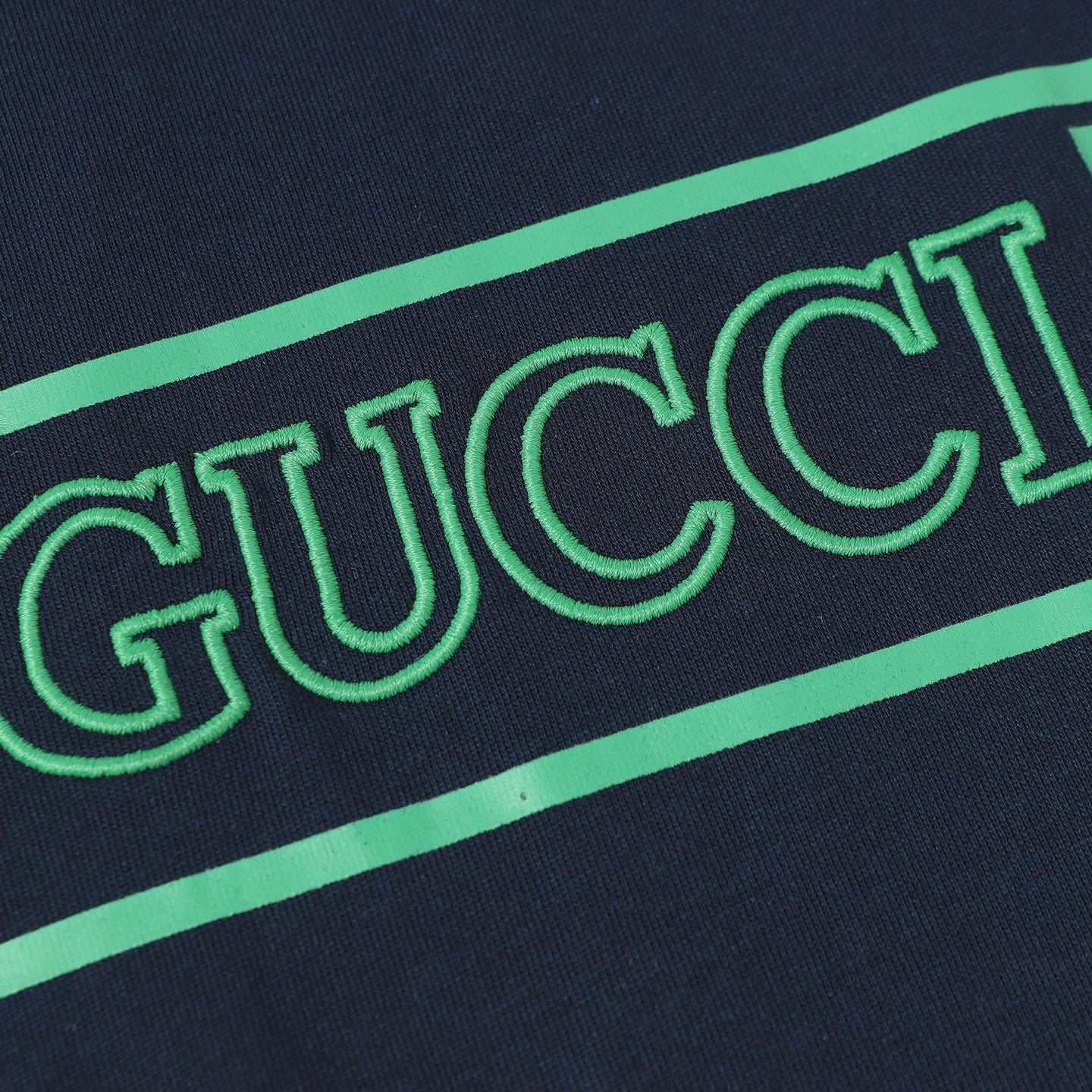 Gucci Signature E43E T-Shirt - Image 30