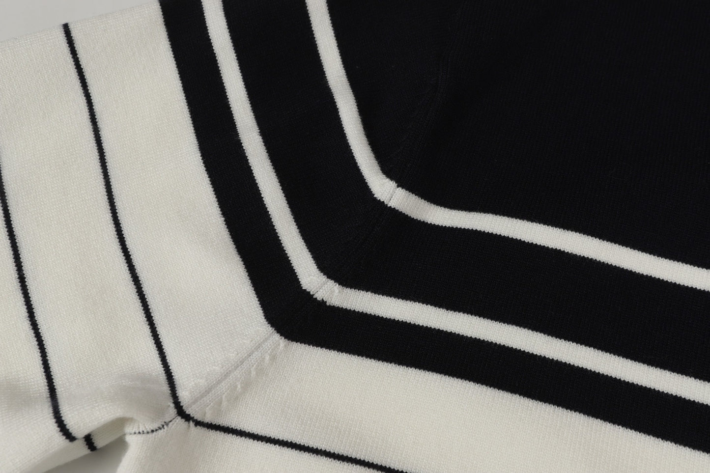 Gucci SS25 Polo Shirt - Image 17