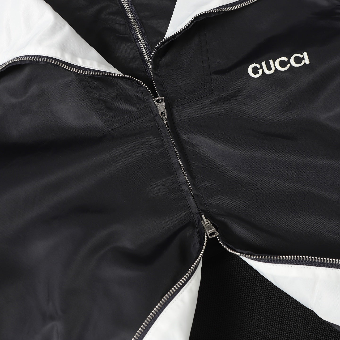 Gucci Signature 771F Jacket - Image 18