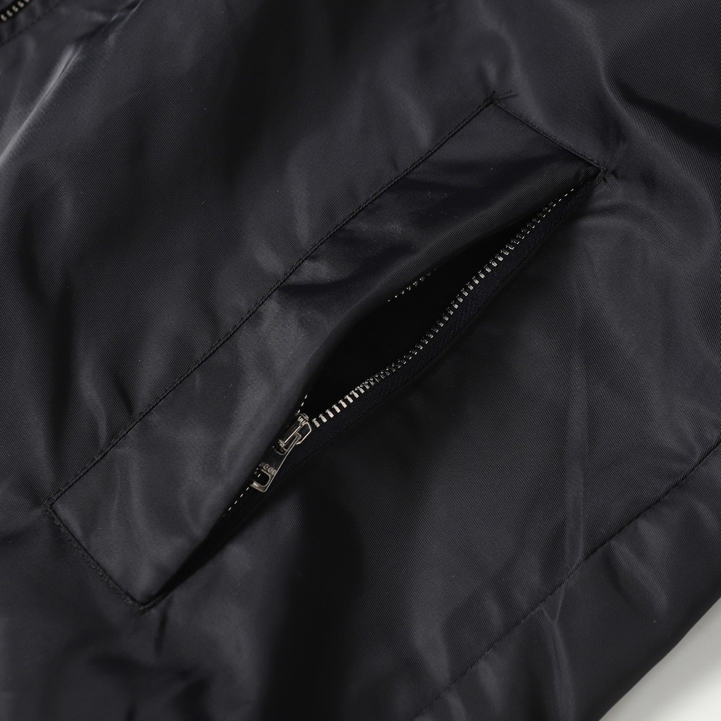 Gucci Signature 771F Jacket - Image 17