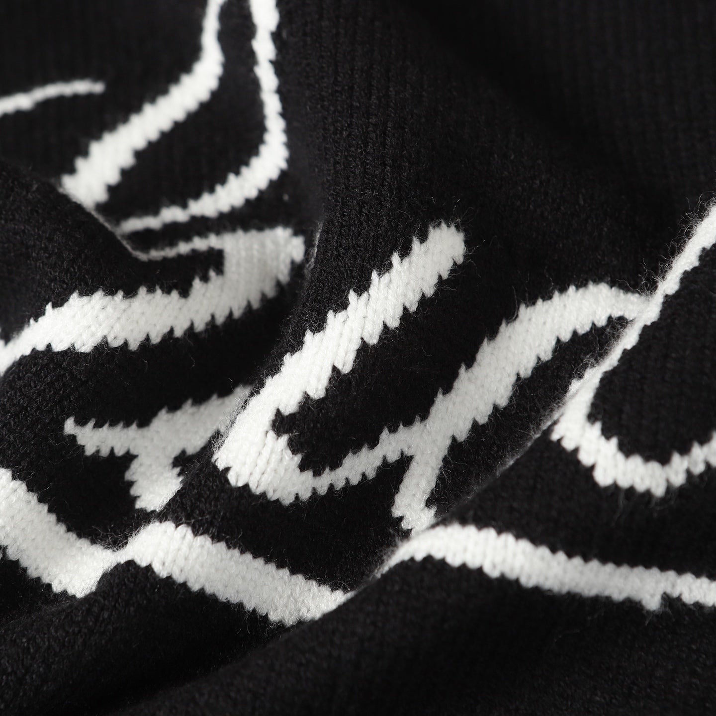 Gucci Logo Print Sweater - Image 43