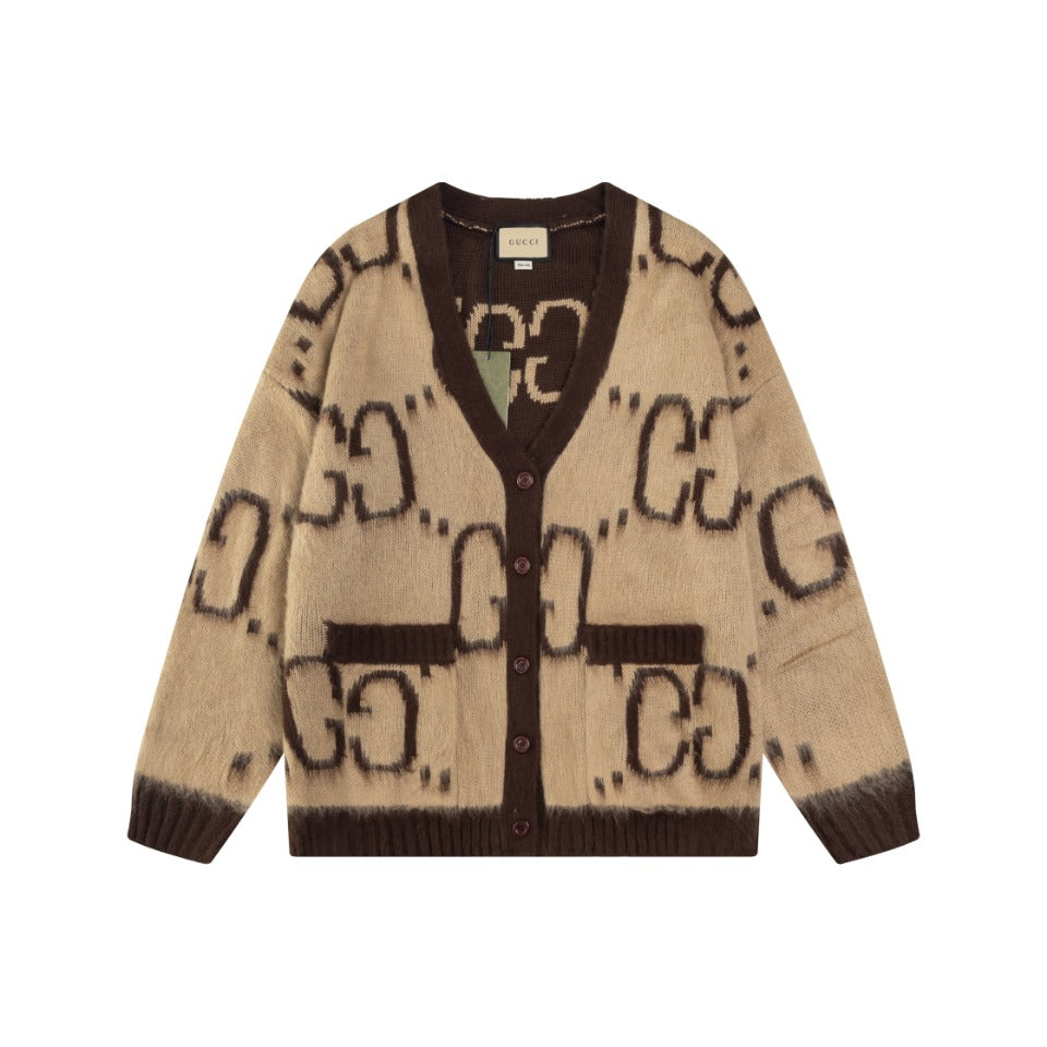 Gucci Signature 8B21 Apparel - Image 2