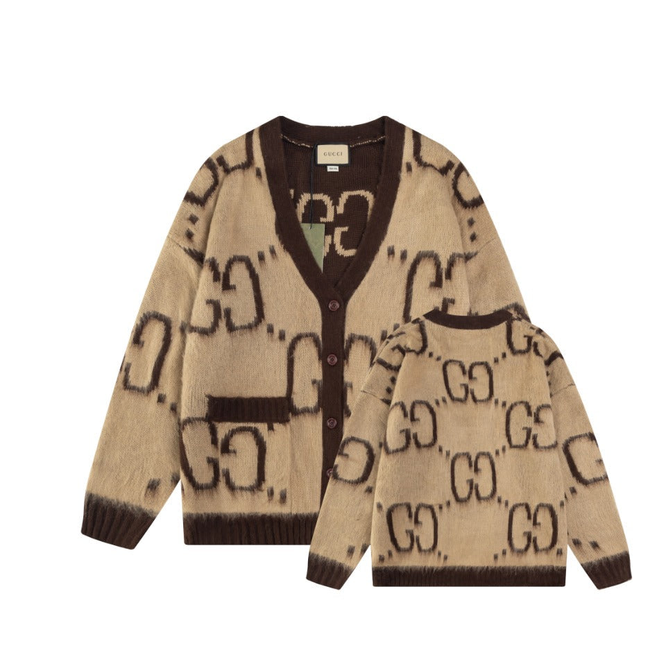 Gucci Signature 8B21 Apparel - Image 1