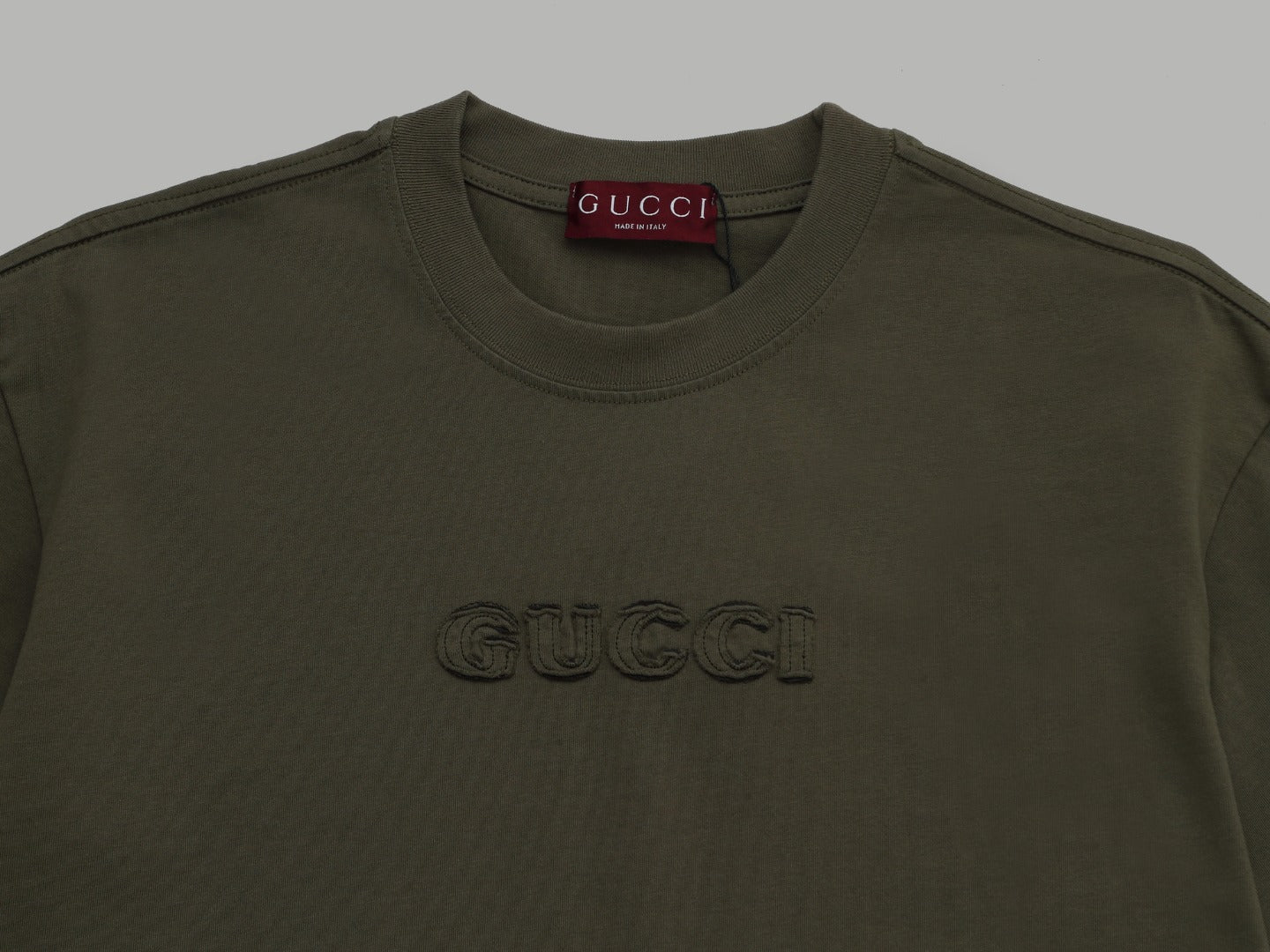 Gucci Signature 701F T-Shirt - Image 13
