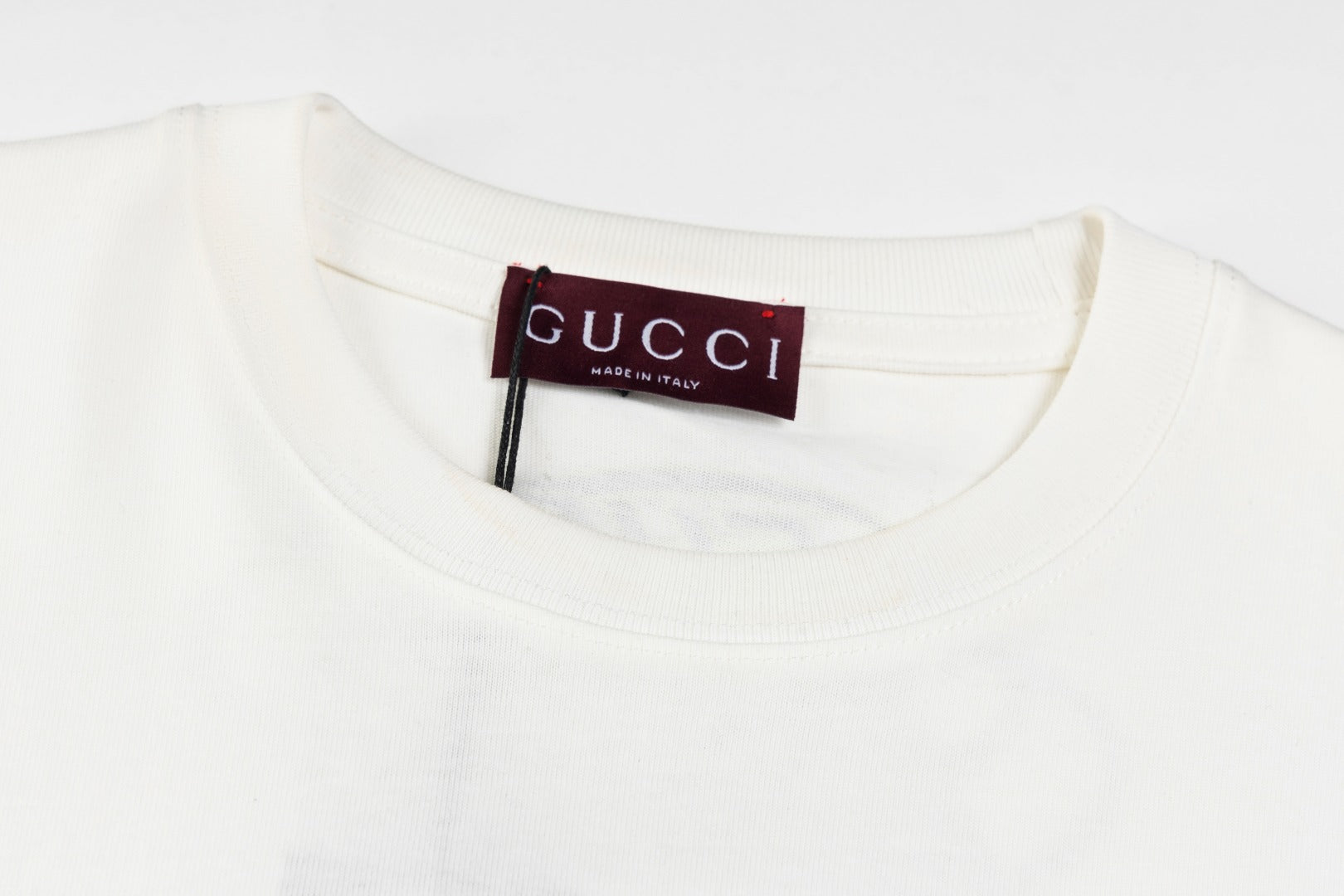 Gucci Signature 5EC7 T-Shirt - Image 13